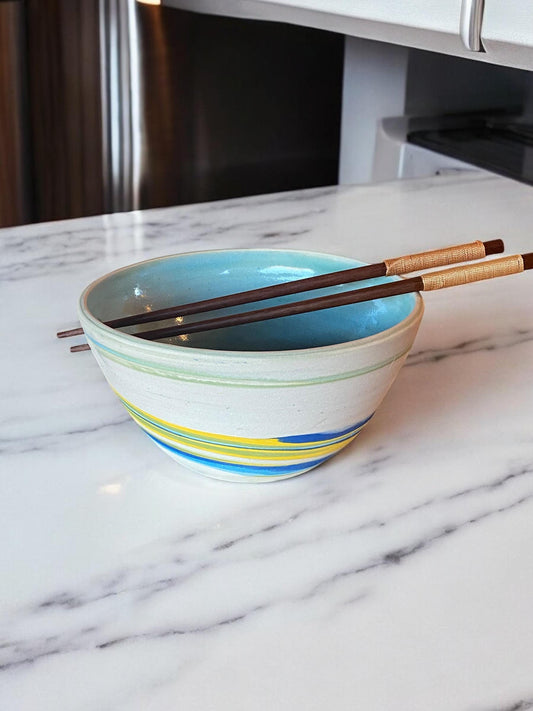 Handcrafted Agateware Ramen Bowl Set: Vibrant Stoneware Noodle Soup Dish with Chopsticks