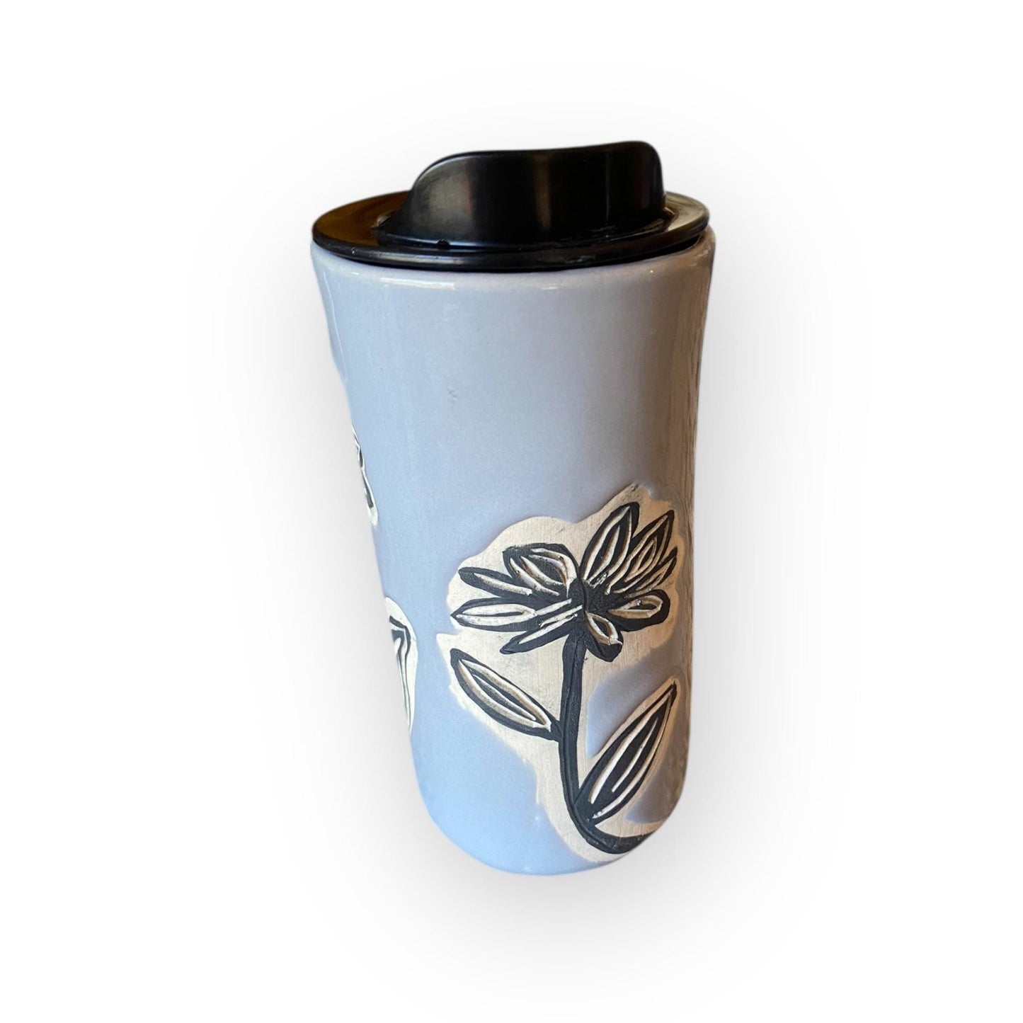 Handmade Travel Mug With Carved Daisy Flower Design – 16 oz Stoneware Ceramic with BPA-Free Locking Lid | Artisan Coffee & Tea Cup