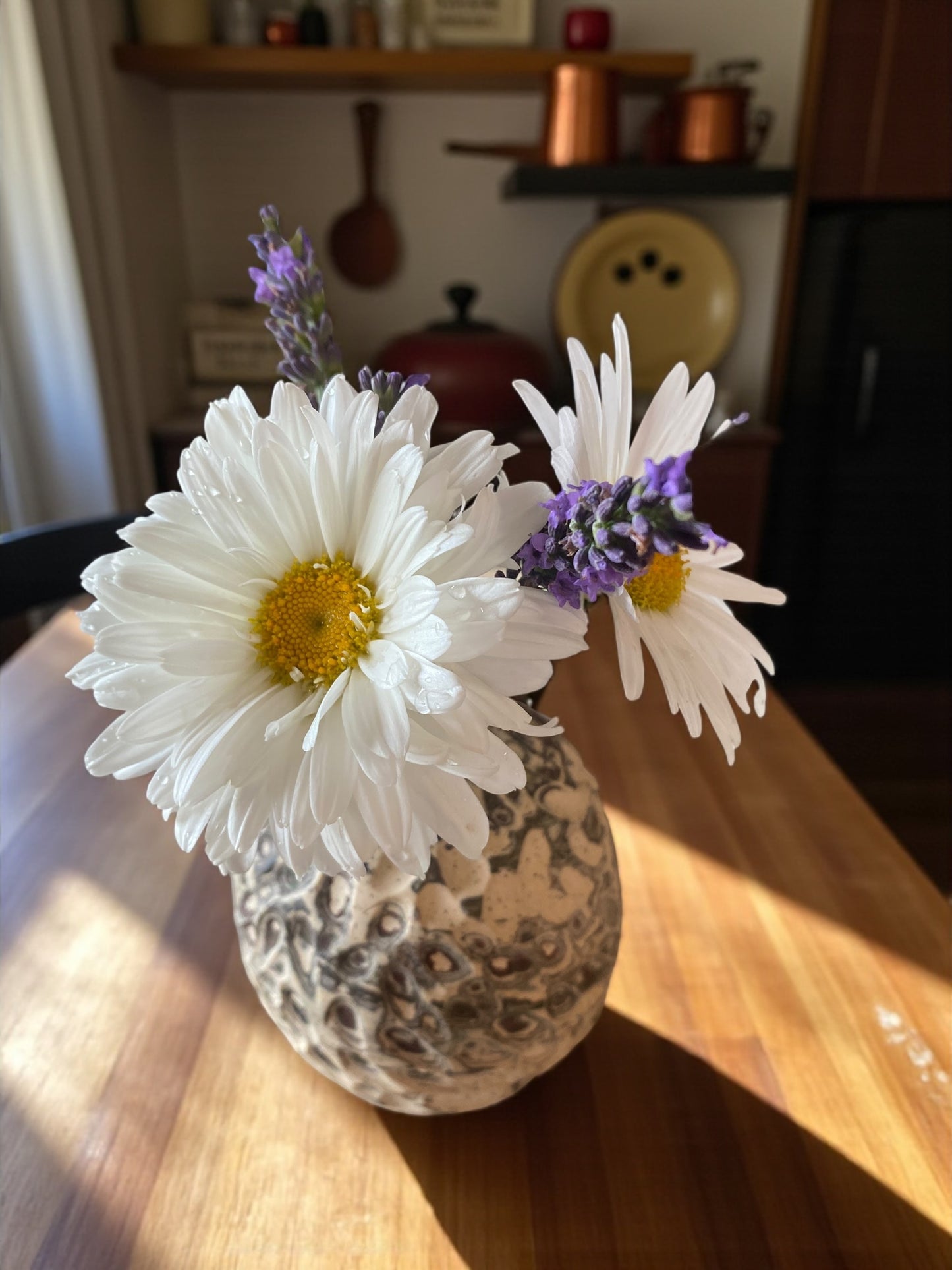 Small Neriage Bud Vase