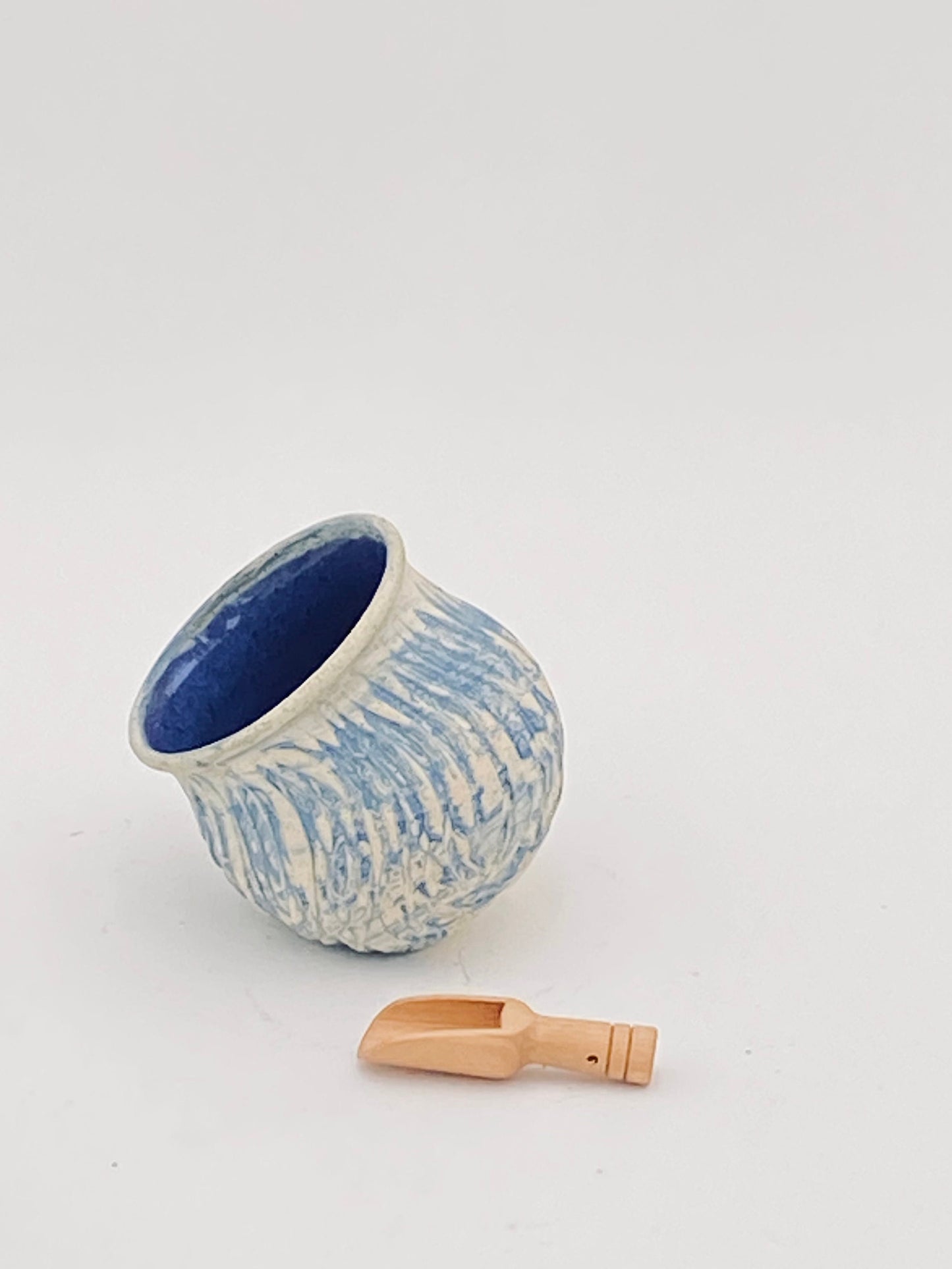 Handcrafted Ceramic Salt Cellar: Modern Stoneware Dish with Olive Wood Spoon for Kitchen & Dining