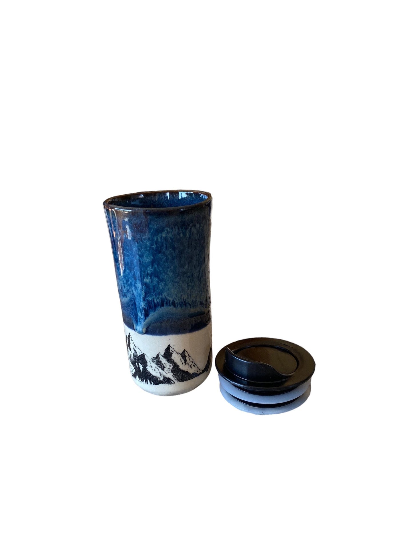 Large Travel Mug with Locking Lid Embellished with Mountains - Stylish and Secure Pottery for Nature-Loving Adventures