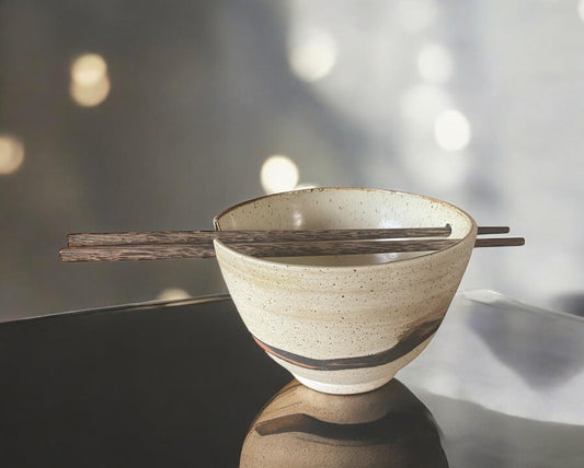 Handcrafted Agateware Ramen Bowl Set: Unique Asian Dining Experience with Chopsticks