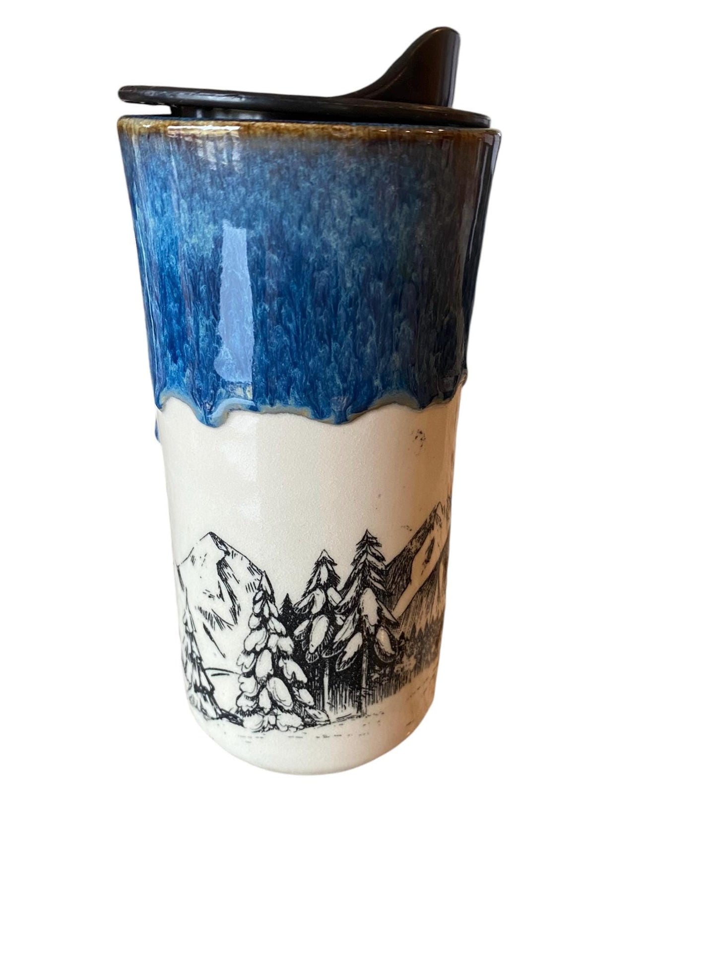 Large Travel Mug with Locking Lid Embellished with Pine Trees - Stylish and Secure Pottery for Nature-Loving Adventures