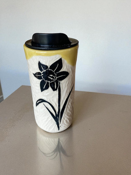 Handcrafted Porcelain Travel Mug with Carved Daffodil Design and Locking Lid - Perfect Commuter Gift