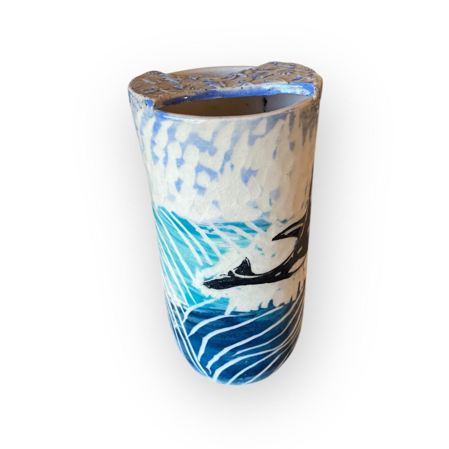 Plastic-Free Orca Themed Ceramic Travel Mug – 16 oz Handmade Stoneware Tumbler with Attached Lid  | Eco-Friendly Pottery Cup