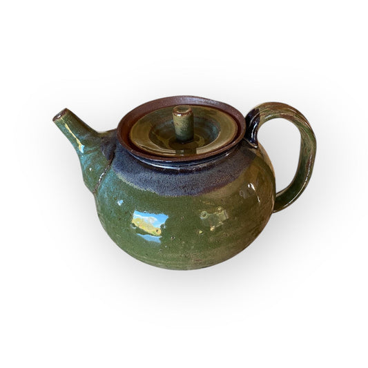 Handcrafted 5-Cup Stoneware Teapot: Red & Green Reactive Glaze, Wheel-Thrown Ceramic Tea Pot