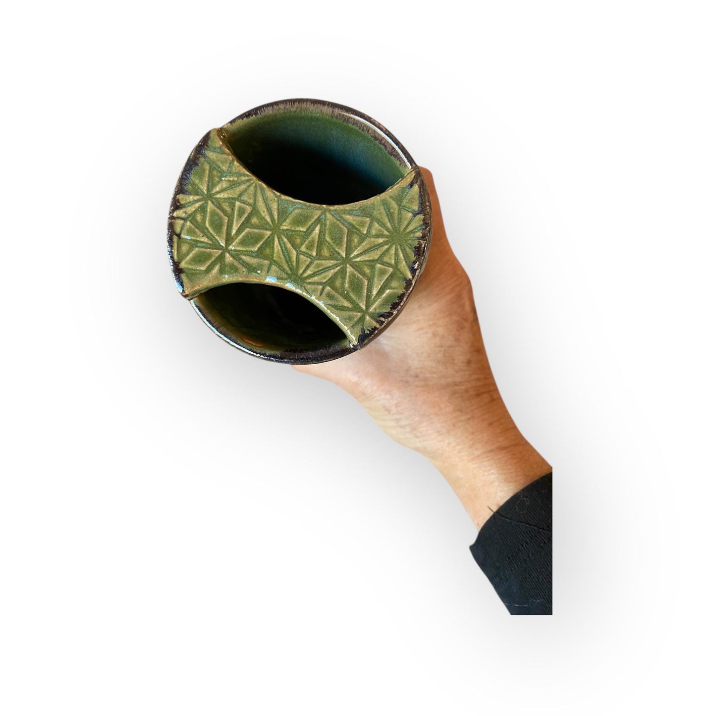 Plastic-Free Ceramic Travel Mug – 16 oz Handmade Stoneware Tumbler with Attached Lid in Reactive Purple Glaze | Eco-Friendly Pottery Cup