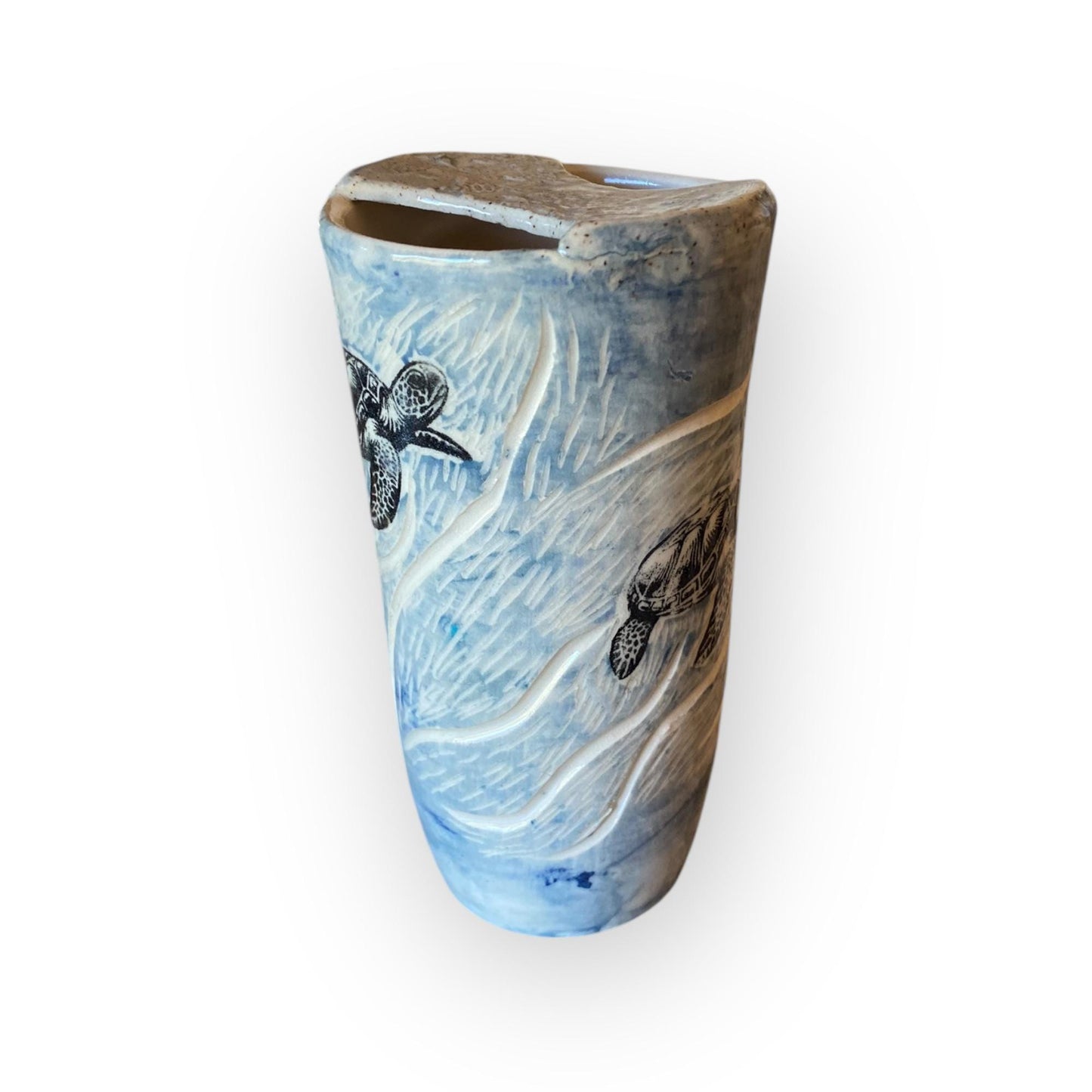 Plastic-Free Ceramic Travel Mug with A Turtle Theme – 16 oz Handmade Stoneware Tumbler with Attached Lid  | Eco-Friendly Pottery Cup