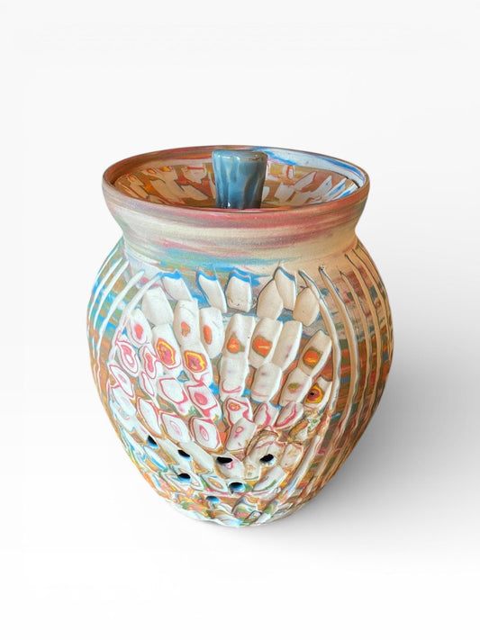 Handmade Garlic Keeper Jar – Speckled Brown Ceramic Garlic Storage – Wheel Thrown Stoneware – Ventilated Pottery Kitchen Crock
