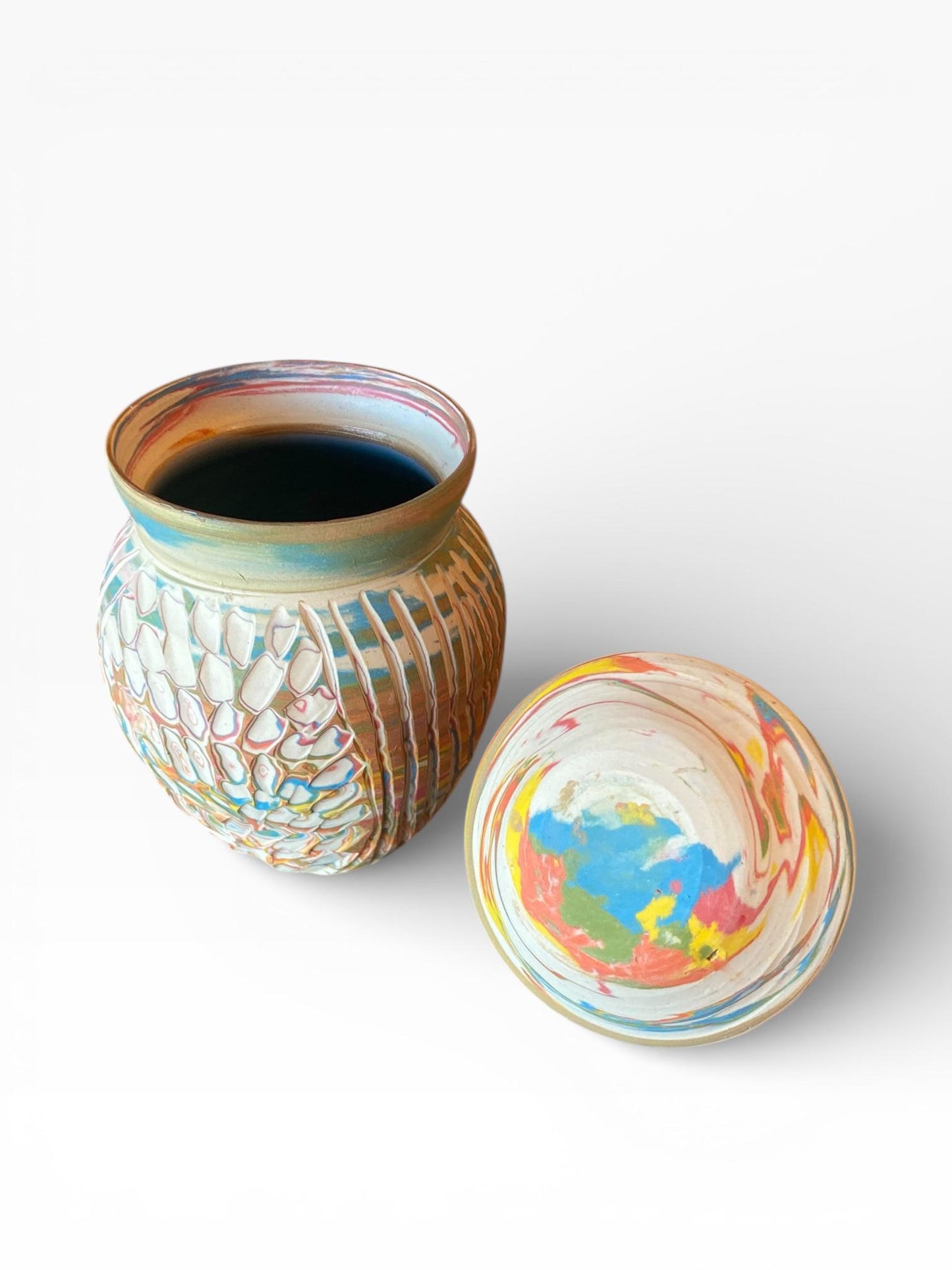 Handmade Garlic Keeper Jar – Speckled Brown Ceramic Garlic Storage – Wheel Thrown Stoneware – Ventilated Pottery Kitchen Crock