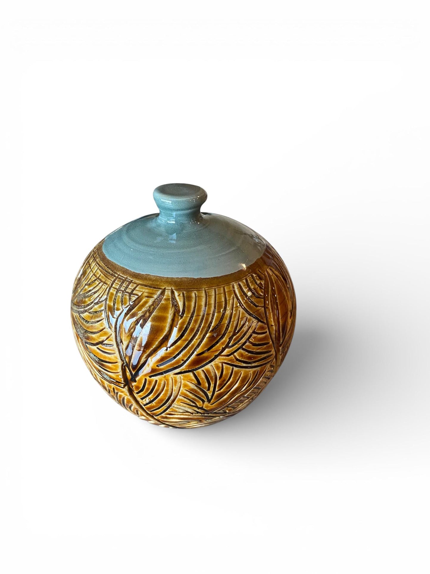 Handcrafted Ceramic Salt Cellar: Modern Stoneware Dish with Olive Wood Spoon for Kitchen & Dining