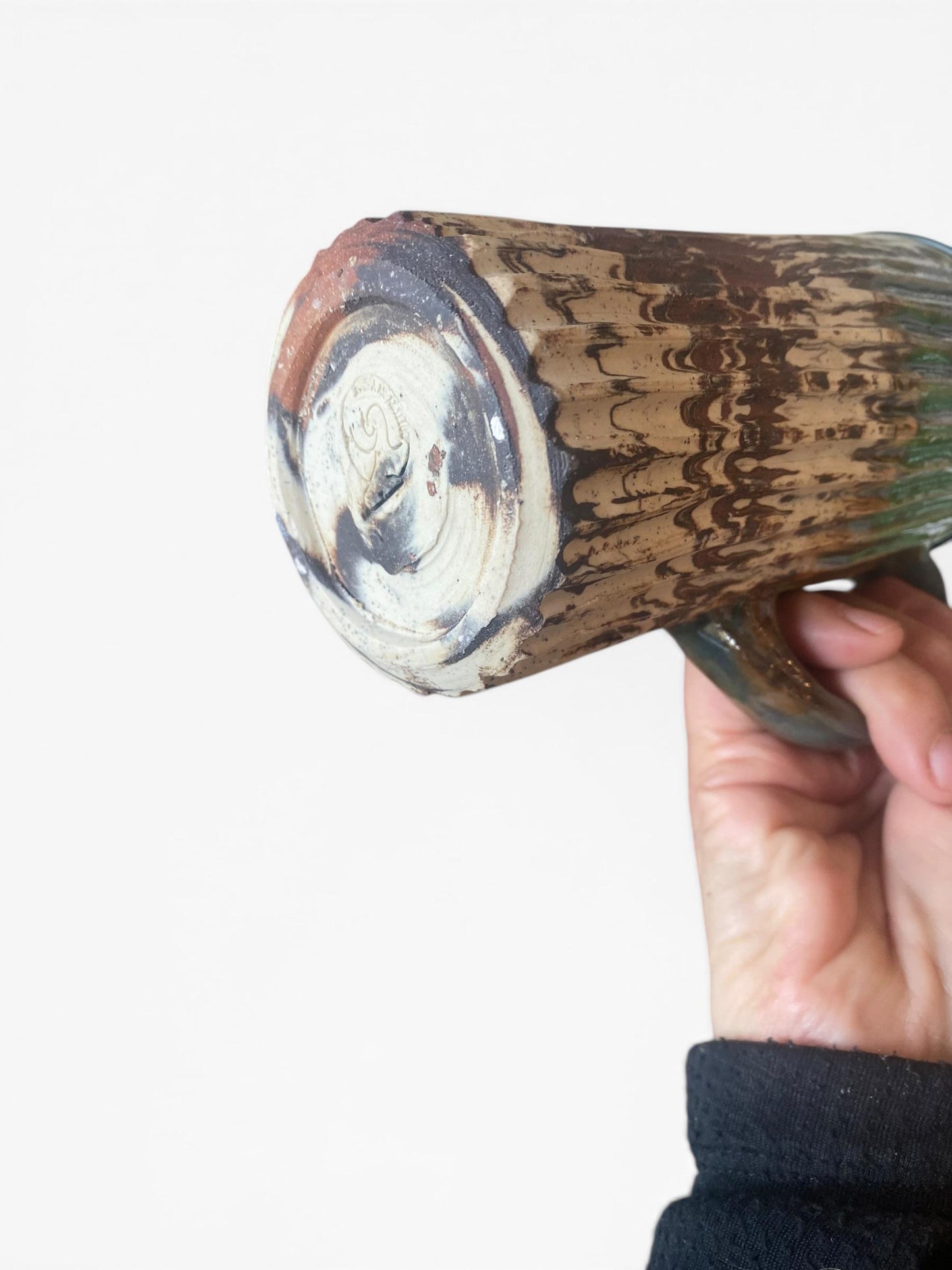 Handmade Agateware 16 OunceTravel Mug - Carved Pottery Coffee Cup, Hand Thrown Commuter Tumbler (AG-2)